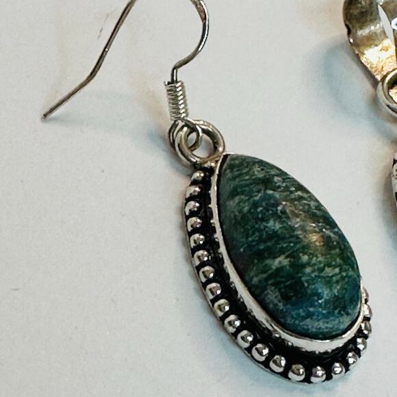 Sterling Silver and Ruby Fuchsite Pendant and Drop Earrings - Picture 3 of 8